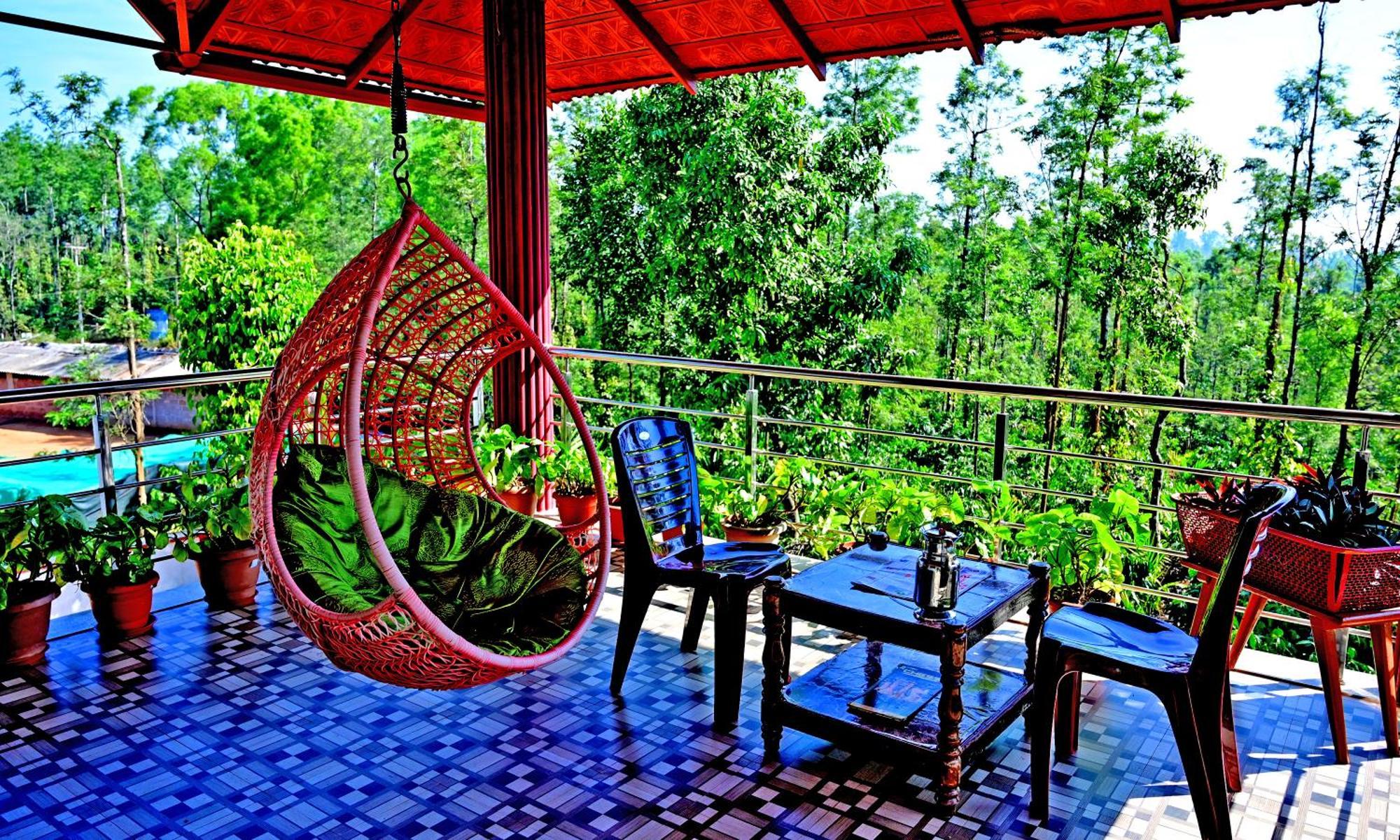 Hulihara Homestay - Full Villa, Coffee Estate & Balcony View Sakleshpur Ngoại thất bức ảnh