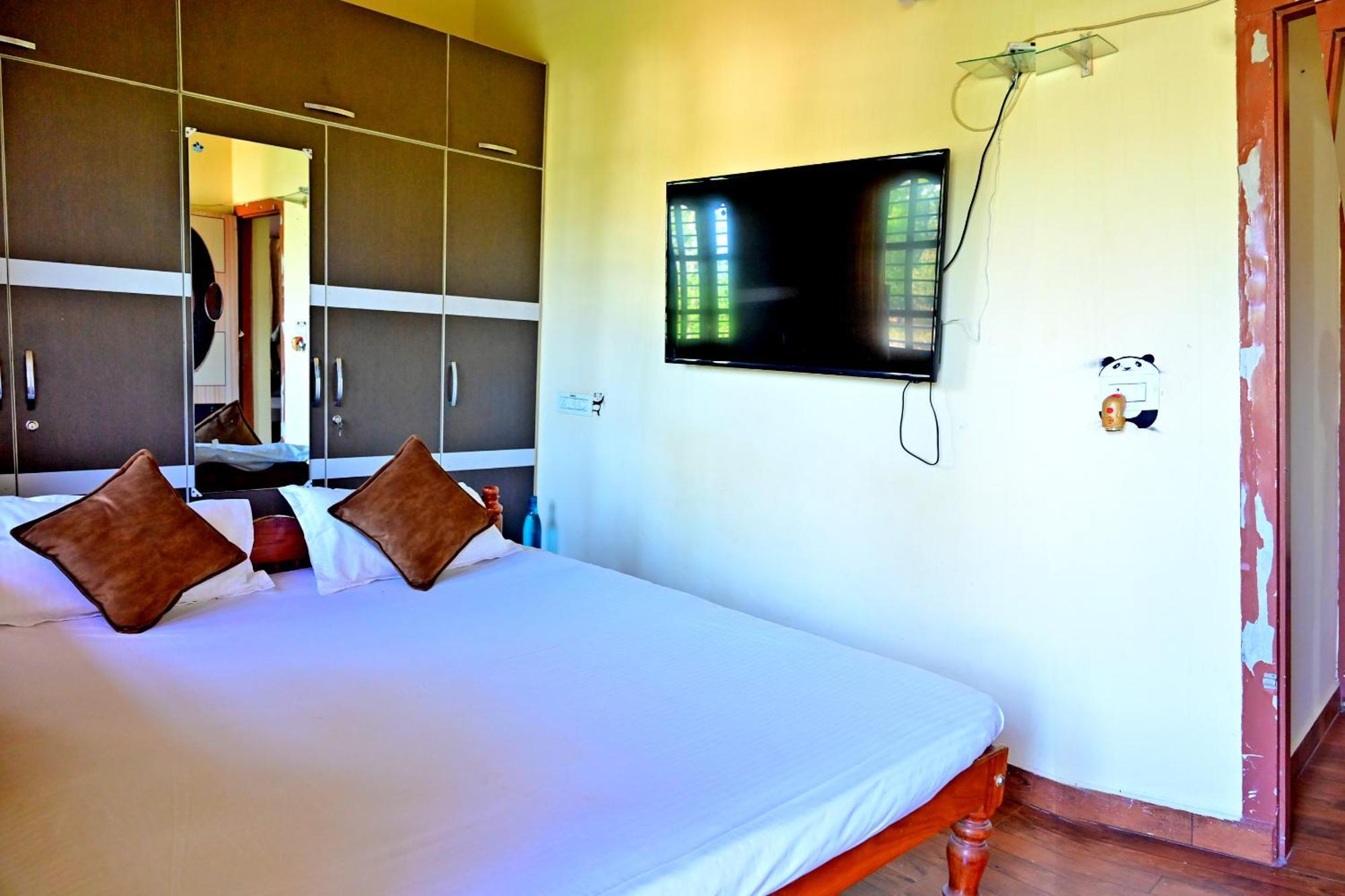 Hulihara Homestay - Full Villa, Coffee Estate & Balcony View Sakleshpur Ngoại thất bức ảnh