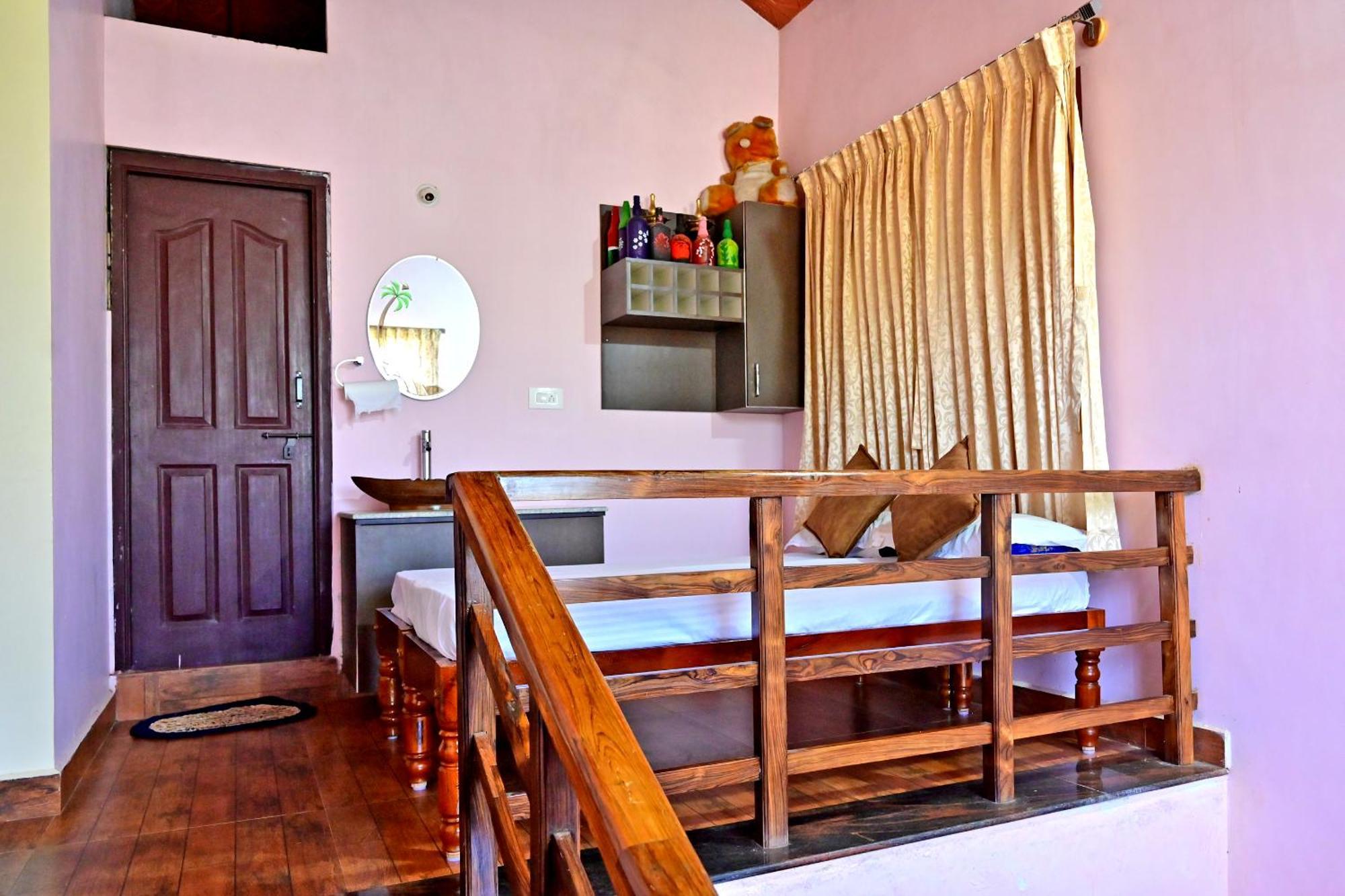 Hulihara Homestay - Full Villa, Coffee Estate & Balcony View Sakleshpur Ngoại thất bức ảnh