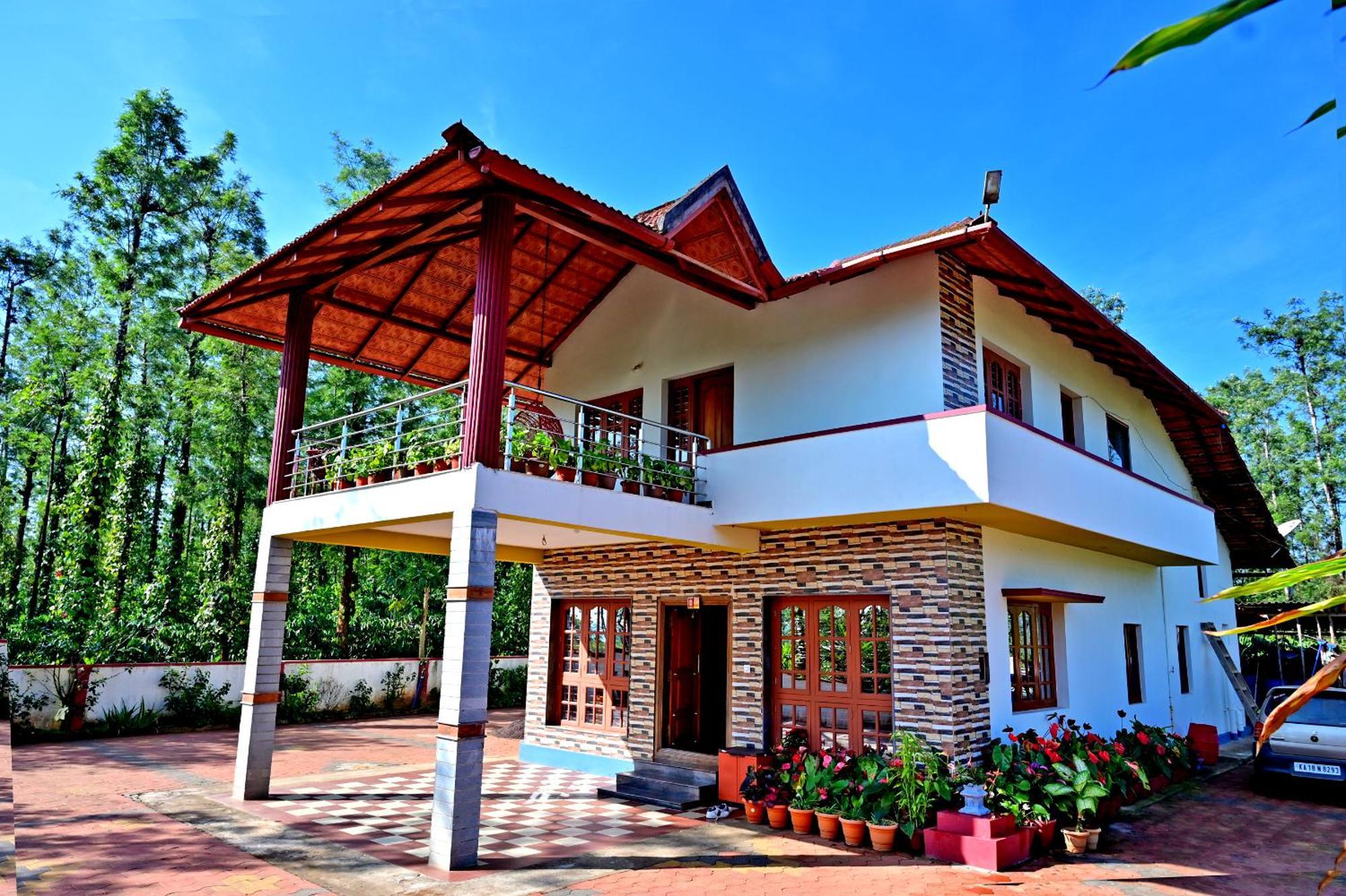 Hulihara Homestay - Full Villa, Coffee Estate & Balcony View Sakleshpur Ngoại thất bức ảnh